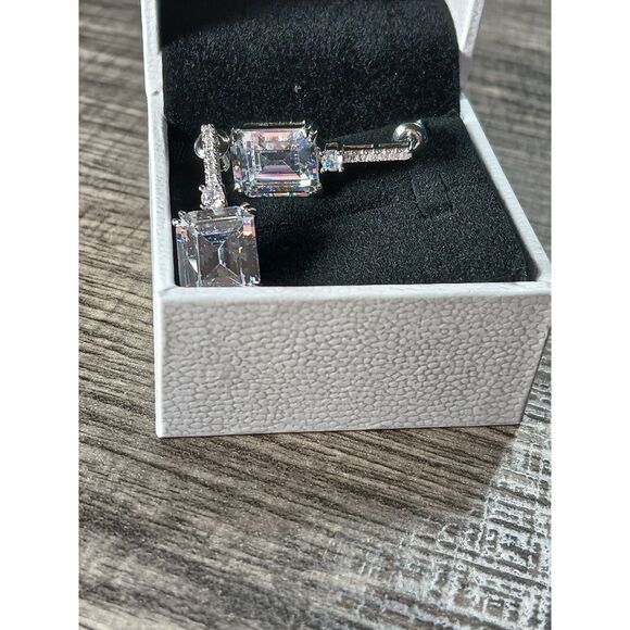 High-Quality Simulated Diamond Baguette Cut Dangle Earrings – Maximum Sparkle ✨ - Picture 10 of 10